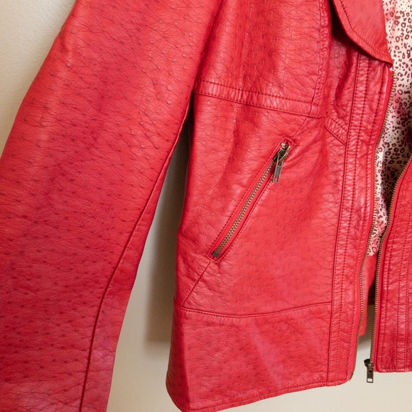 V CRISTINA NWOT bright red faux leather jacket - Picture 3 of 5